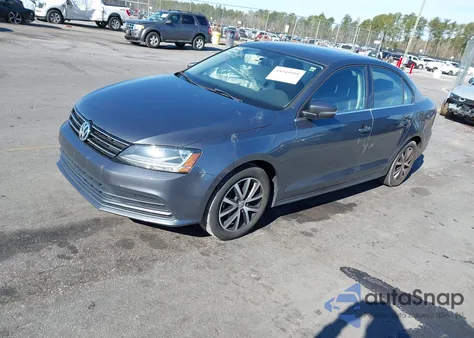 2017 Volkswagen Jetta 1.4T Se z USA, uszkodzony, nr VIN 3VWDB7AJXHM373001